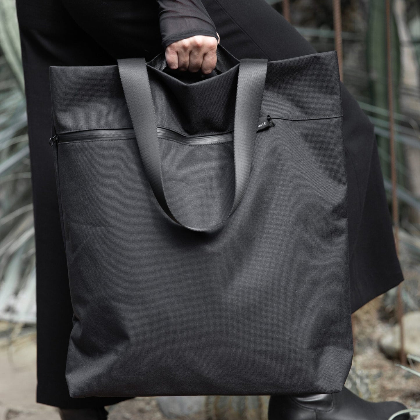 VIK Tote Bag - Large