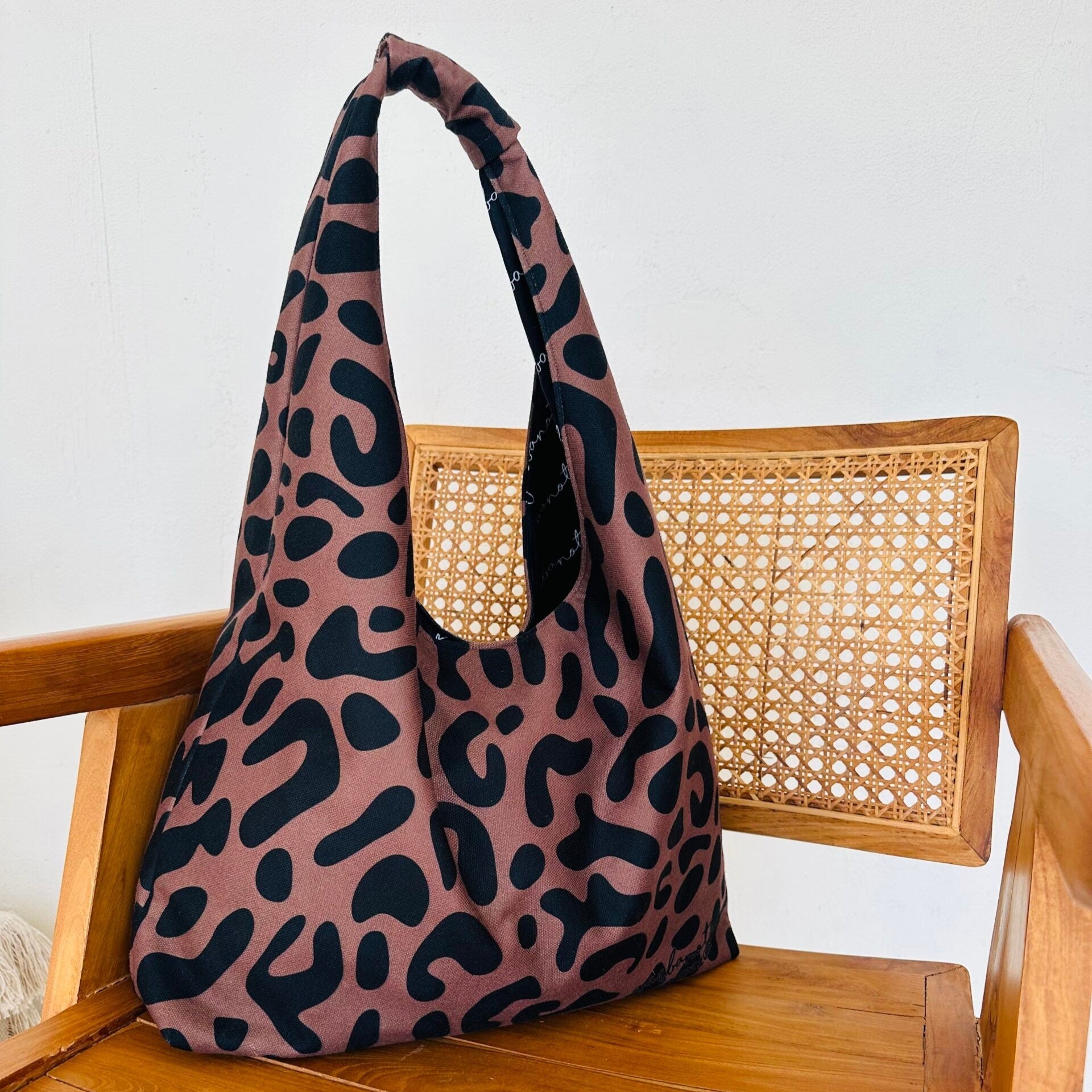 Moon Bag - Classic Leopard