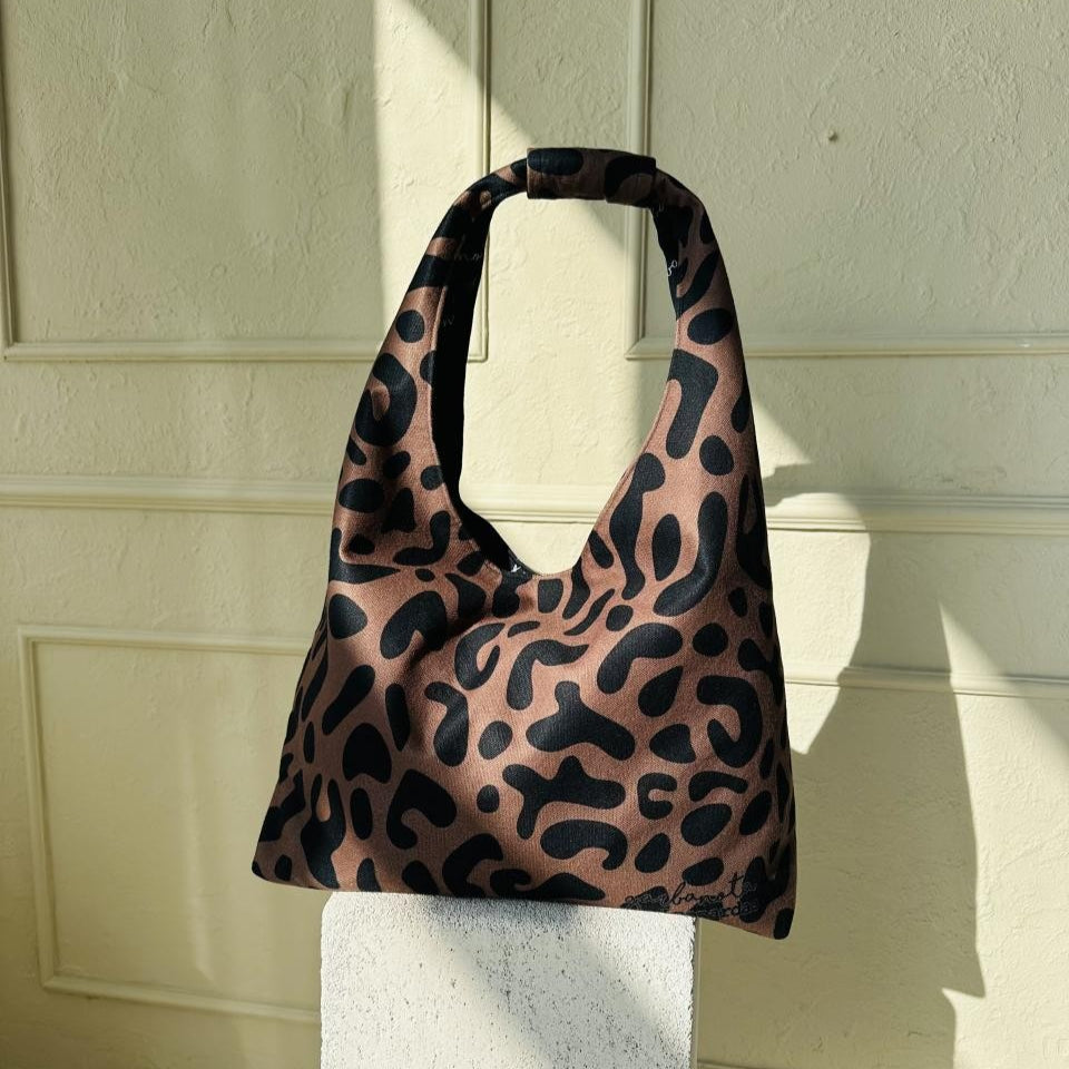 Moon Bag - Classic Leopard
