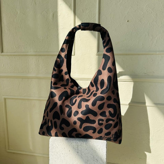 Moon Bag - Classic Leopard